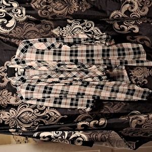 New York Laundry 2X oversized plaid casual cotton top